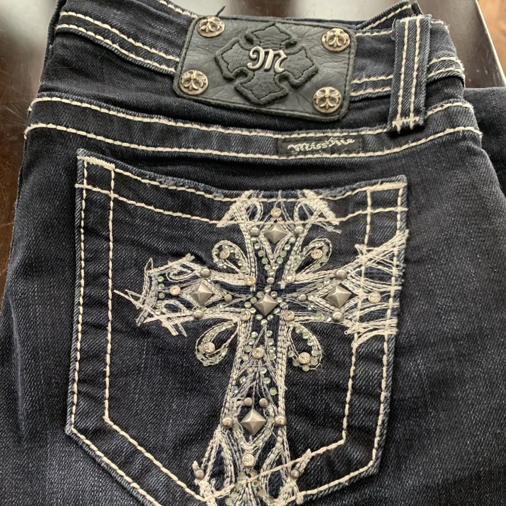 size 28/31 Boot Cut Miss Me Jeans